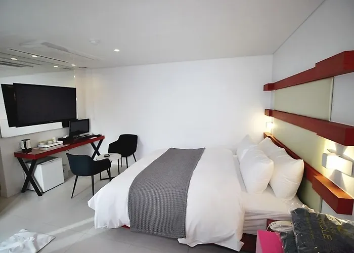 Circle Motel Seul