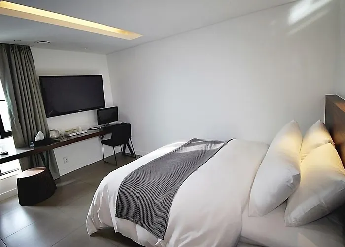 Circle Motel 3*